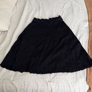Black Scalloped Waist Pleated Skater Skirt - Women's